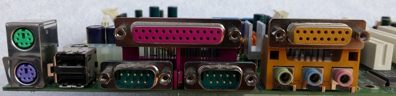 MSI K7T266 Pro2 (MS-6380) GRÜN - (S.462)